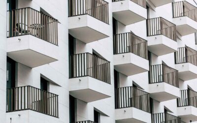 Balustrada balkonowa – koszt i wykonanie